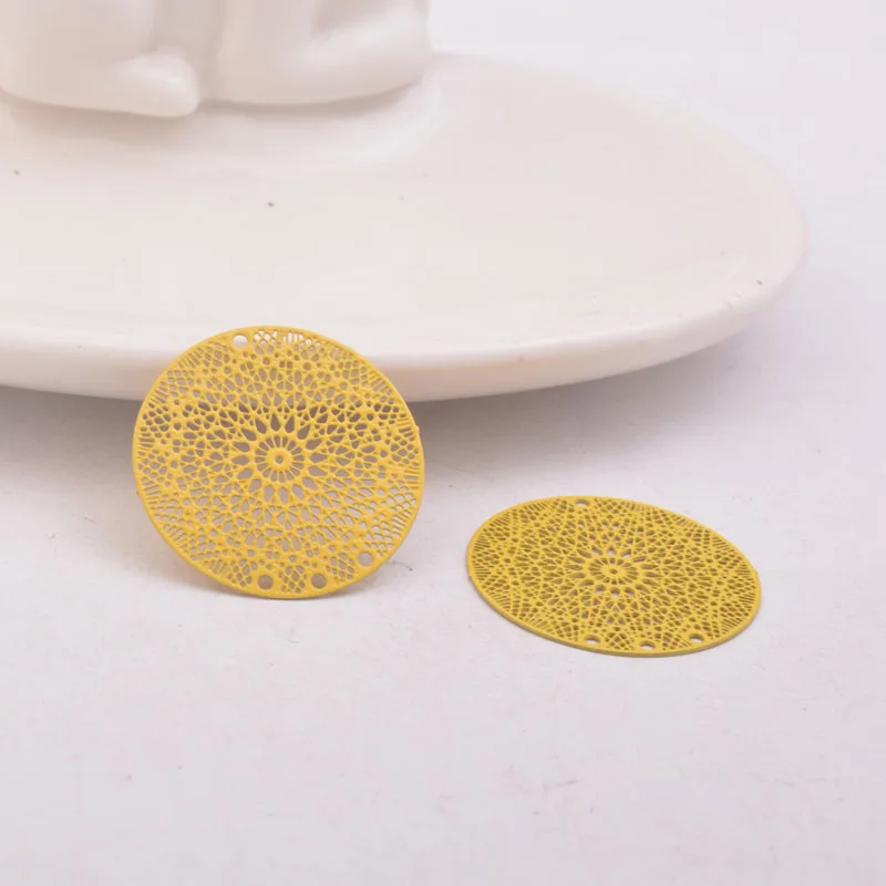 50 Stück AB5266 24mm Runde Anhänger mit vier Löchern, bedruckter Anhänger für DIY-Schmuckherstellung – Detail 7