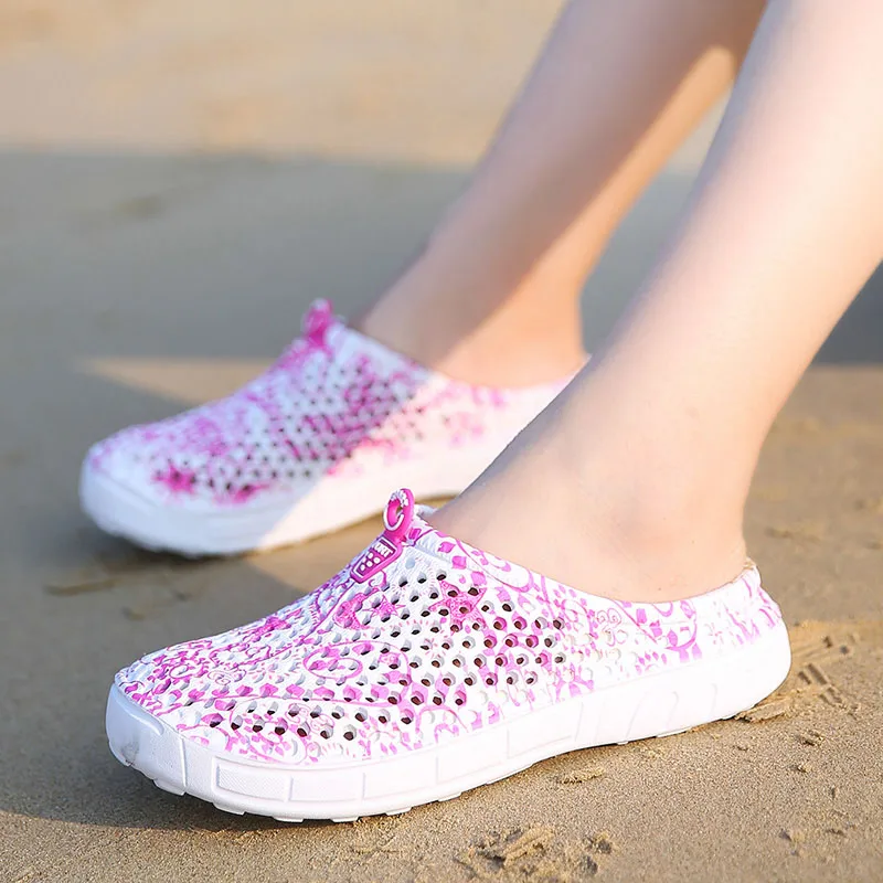 Zuecos informales transpirables para mujer, sandalias de playa sin cordones, zapatos de casa, Pantuflas huecas a la moda, verano, 2021