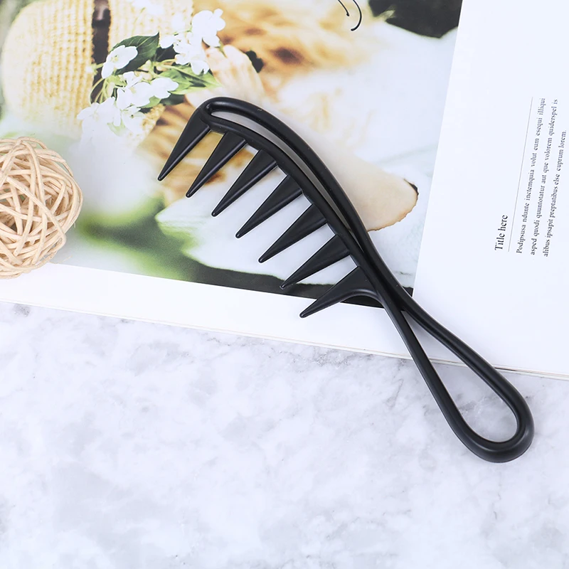 1PCS Handle Grip Large Tooth Curly Hair Comb Men Hairdressing Wide Teeth Comb Gift Hair Styling Comb