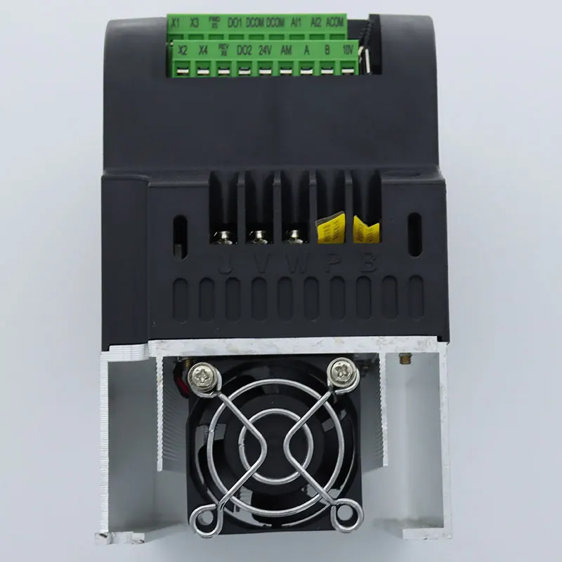 Imagem -04 - Realmente Inversor de Frequência de Saída 3-fase Vfd 0. 75kw 220 kw 380 kw 4kw Conversor de Frequência Velocidade Ajustável 220v 380v v para v