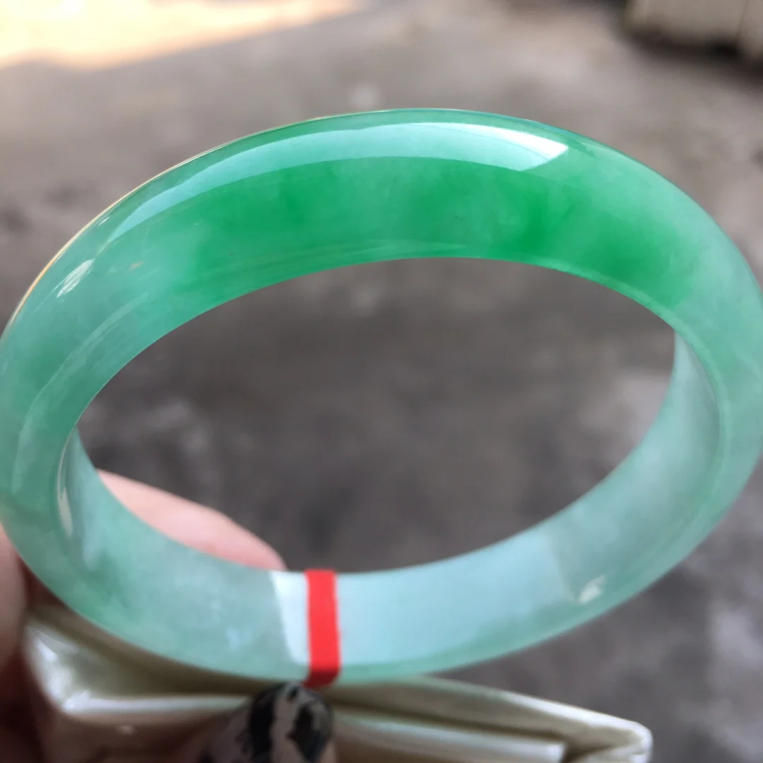 

Koraba Certified (Grade A)100% Natural Jadeite JADE Bracelet Women Bangle