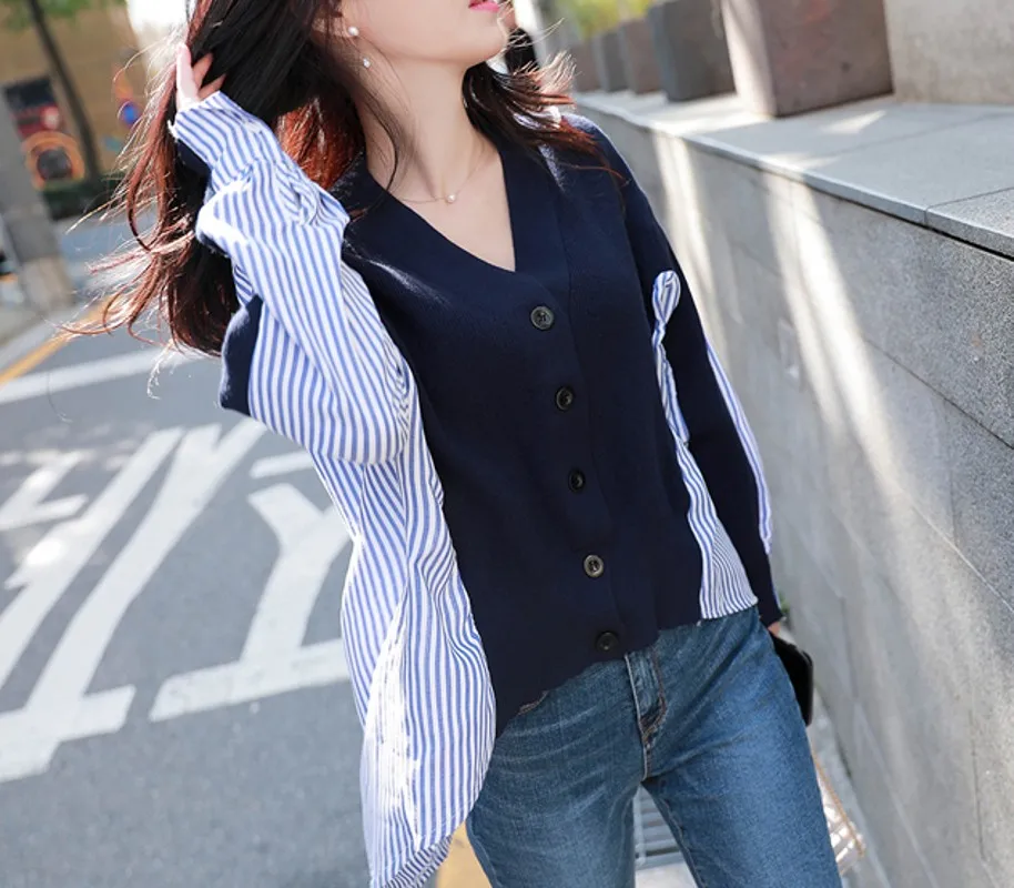 2020 Autumn New Striped Fake two-piece Stitching Fake Two Piece Women Knit Outwear Loose Shirt Batwing Sleeve Sweater