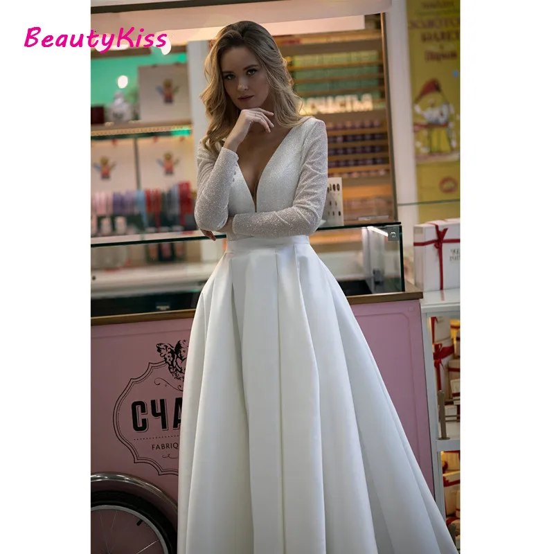 Abiti da sposa in raso scintillante per donna abiti da sposa a maniche lunghe senza schienale con scollo a v e tasca Plus Size Vestido De Noiva