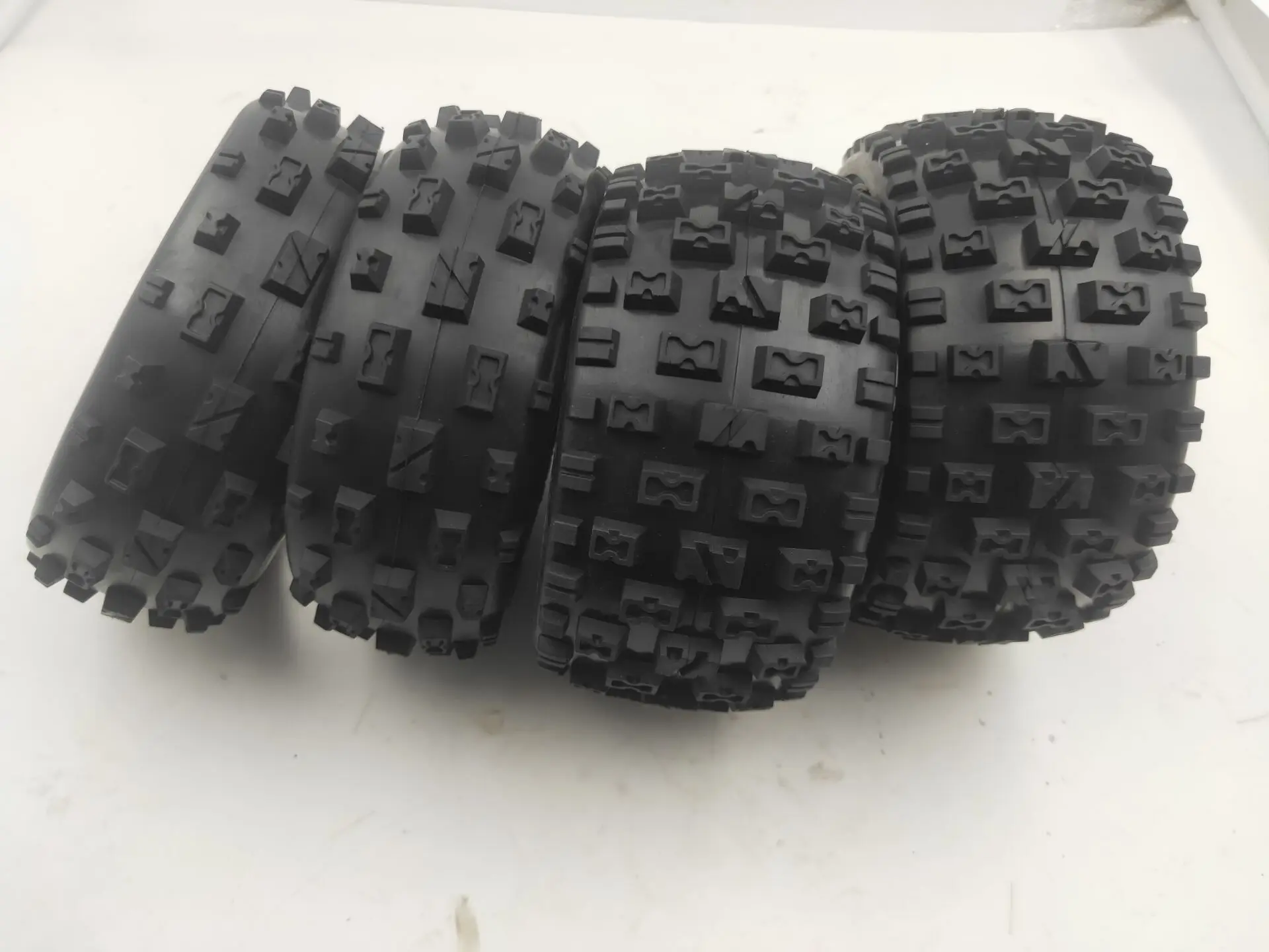 Upgraded Front & Rear Wasteland Tires Assembly Set for 1/5 Hpi Rofun Rovan Km Baja 5b Rc Car Toys Parts