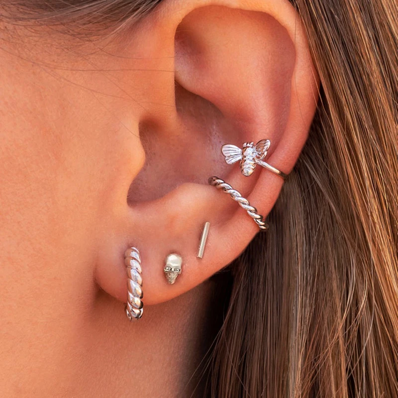 Aide 925 Sterling Silver White CZ Crystal Flower Stud Earrings For Women Rock Punk Skull Snake Arrow Cartilage Ear Stud Jewelry