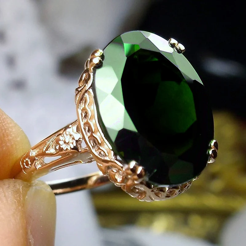 Huitan Heißer Verkauf Jahrestag Ring für Frauen 2021 Trendy Schmuck Romantische Geschnitzte Muster Design Vielseitige Weibliche Finger-ringe Groß