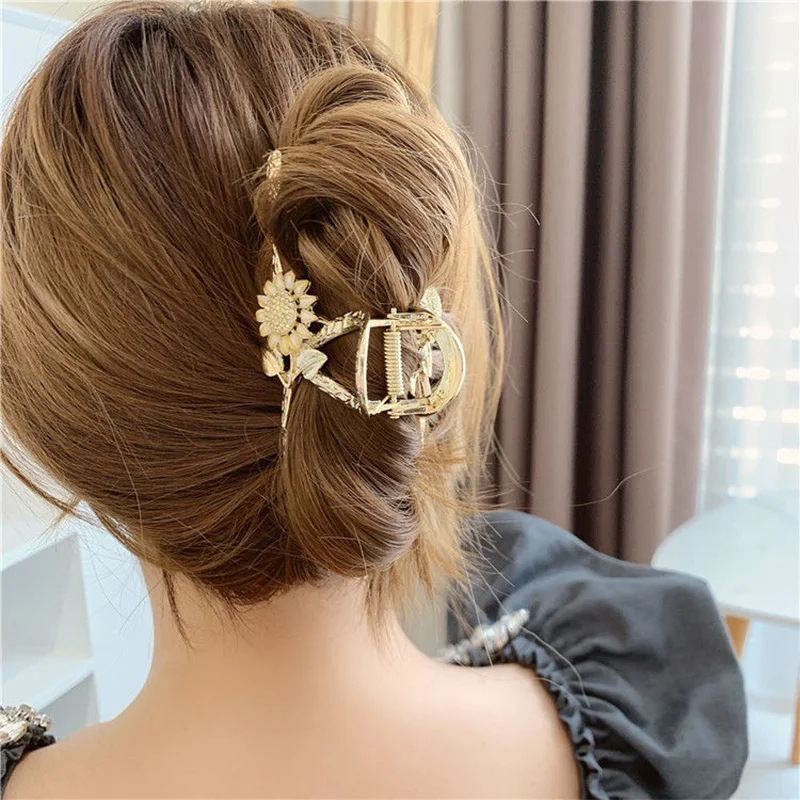 Exquisite Forest Luxury Sunflower Leaf Texture Shark Clip Retro Grab Clip Back Head Hair Clip Personalized Hair Accessories 2021