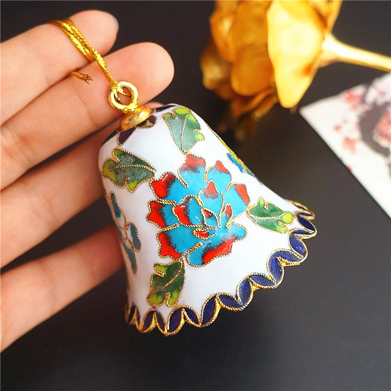 

Handmade Cloisonne Craft Enamel Filigree Fancy Bell Charms Keychains Colorful Xmas Tree Hanging Pendants Decorative Gifts