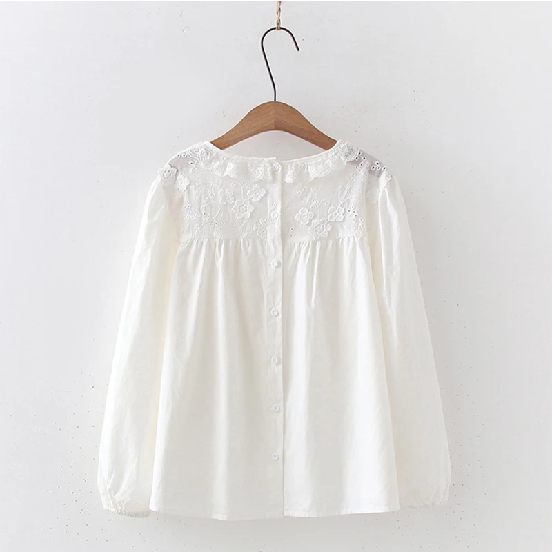 Spring Women Casual Sweet Easing Bud Silk Embroidered White Lace Layer T-shirt O-Neck Female Kawaii  Long Sleeve Tops U295