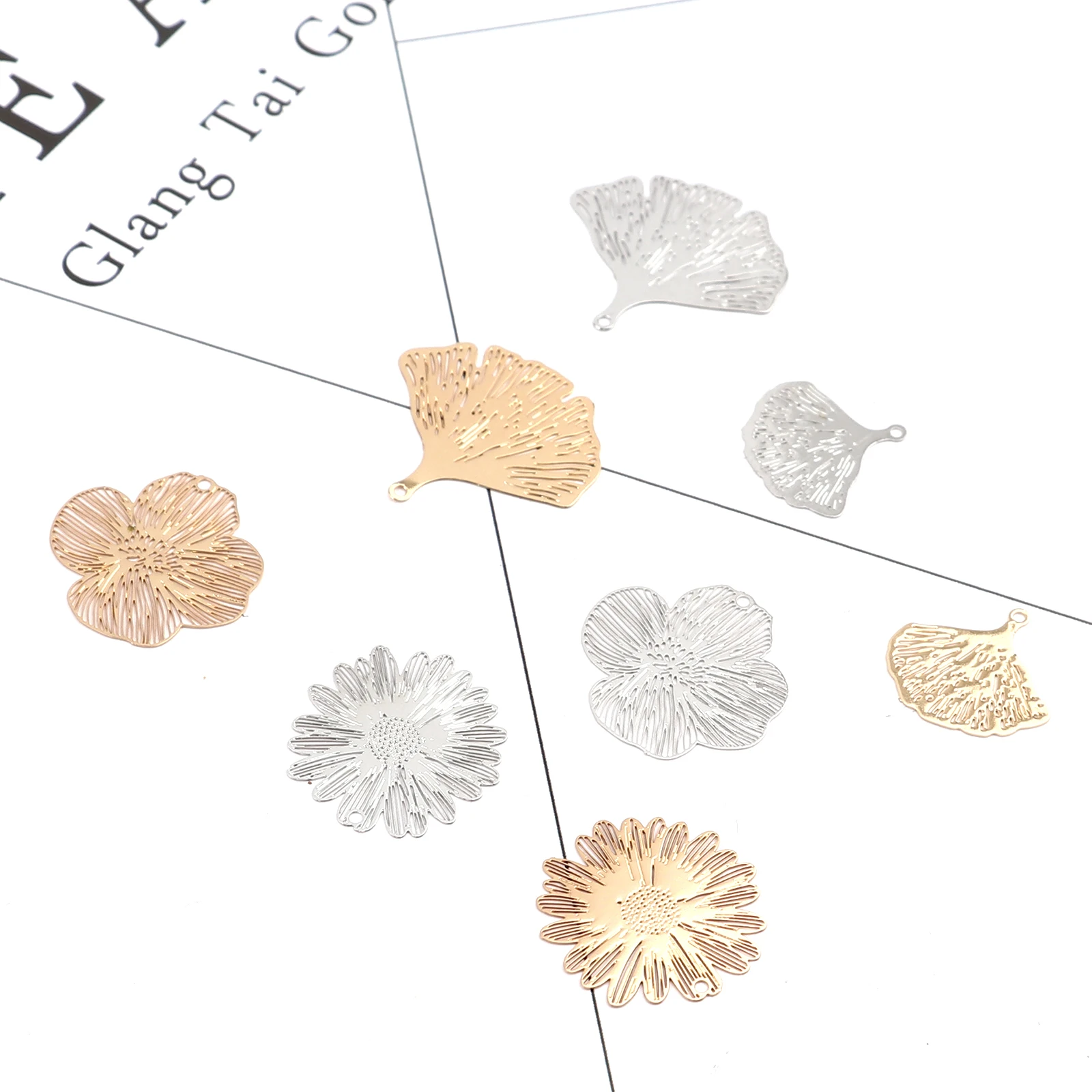 20 PCs Hollow Copper Gingko Leaf Filigree Stamping Charms Flowers Charm Pendants For DIY Necklace Earring Jewelry Hand Making