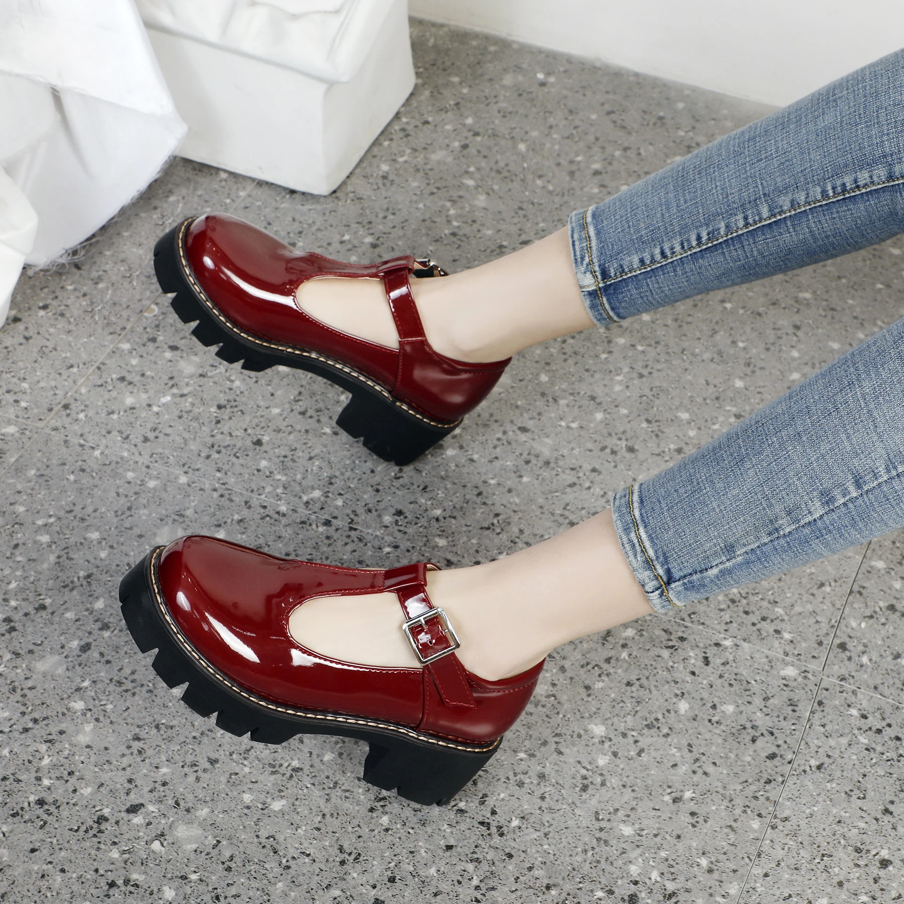 Retro Patent Leather Mary Jane Shoes for Women 2025 Spring Chunky Platform Ankle Strap Pumps Woman Thick Bottom Lolita Shoes