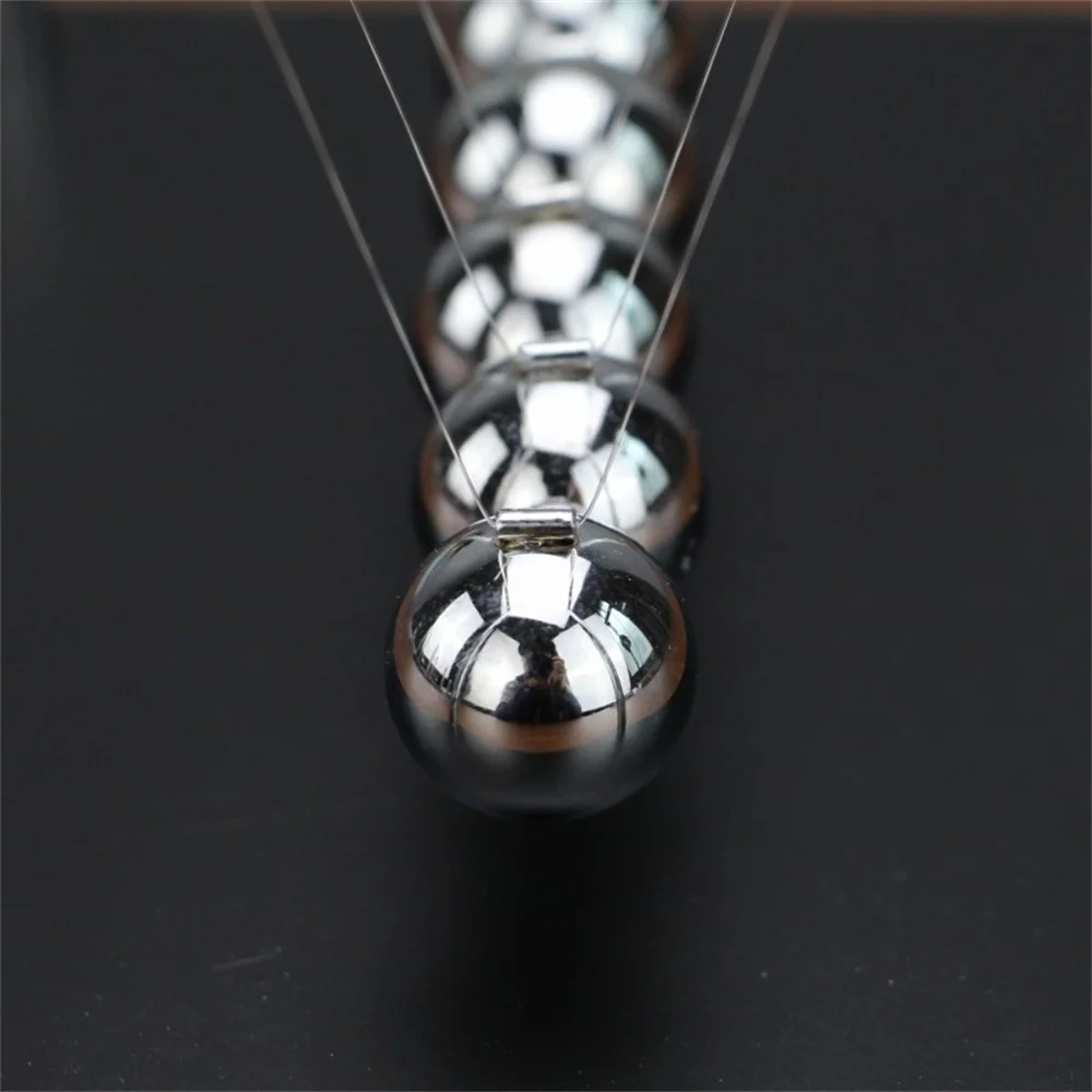 Physics Science Pendulum Fun Development Educational Desk Toy Decoration Gift Newtons Cradle Steel Balance Ball Home Decorations