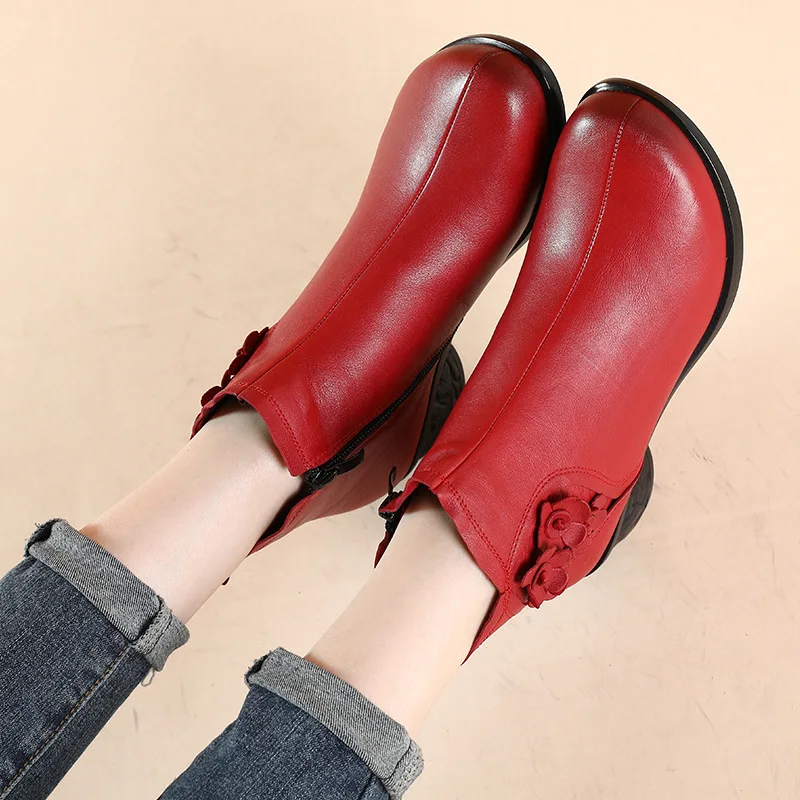 National Style Short Boots Female Winter New 2024 Retro Flower Women Plus Velvet Mother Shoes Cowhide Boot Genuine Leather Shoe