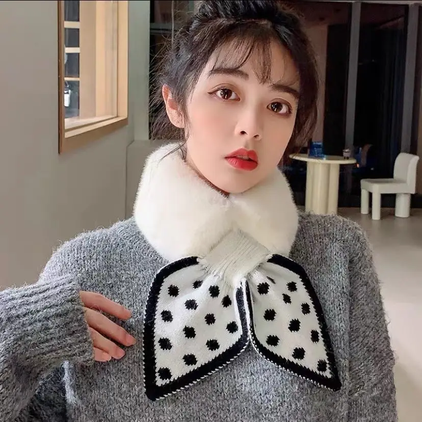 Beige Girl Fall Fashion Korea Musim Dingin Wanita Faux Fox Berbulu Syal Lembut Kerah Rumput Syal Bulu Leher Penghangat Hadiah Bufanda untuk Wanita