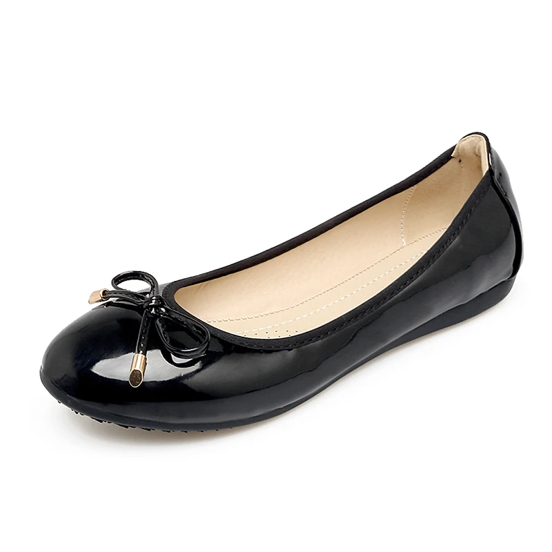 2023 new spring shallow mouth shoes women flat bottom wild bow patent leather scoop shoes round red wedding shoes large WSH2511