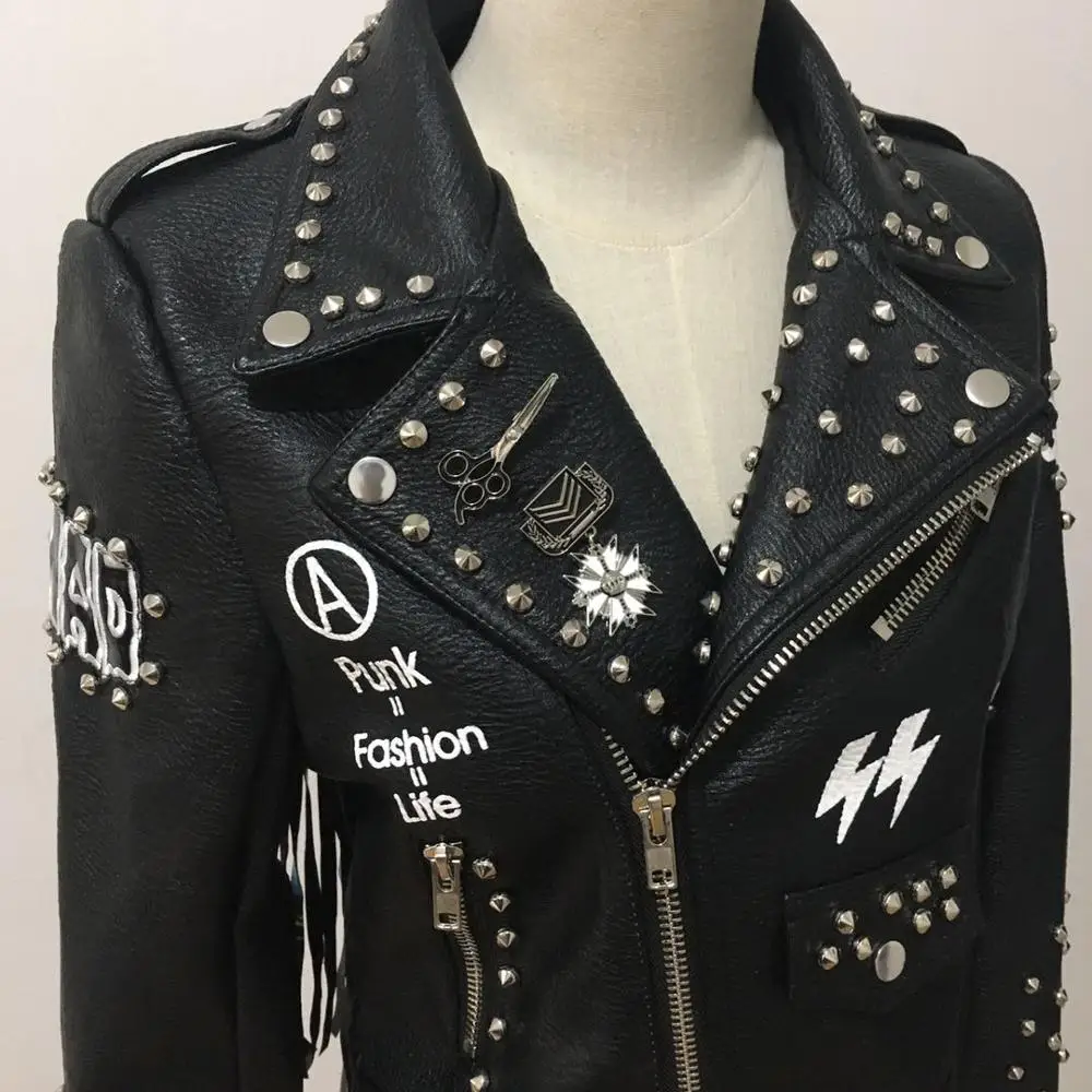 Chaqueta de cuero pu con tachuelas de graffiti para mujer, abrigos de estilo Punk, chaquetas de cuero con borlas de motocicleta, ropa de calle F802, otoño y primavera