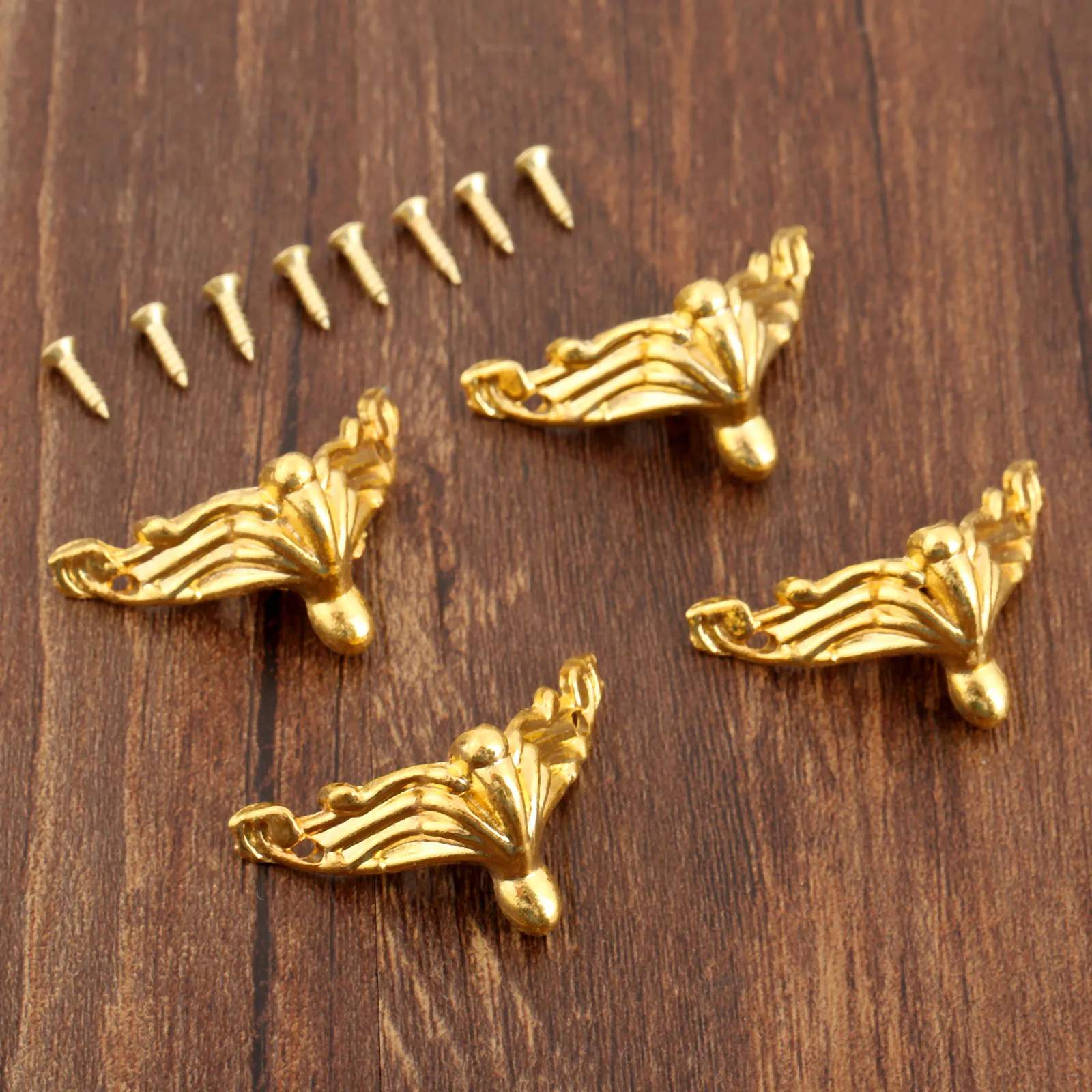 4pcs/lot Golden Iron Corners Decorative Protectors Antique Bronze Brackets Red Copper Brass Feet Desk Jewelry Box Foot 26mm*19mm