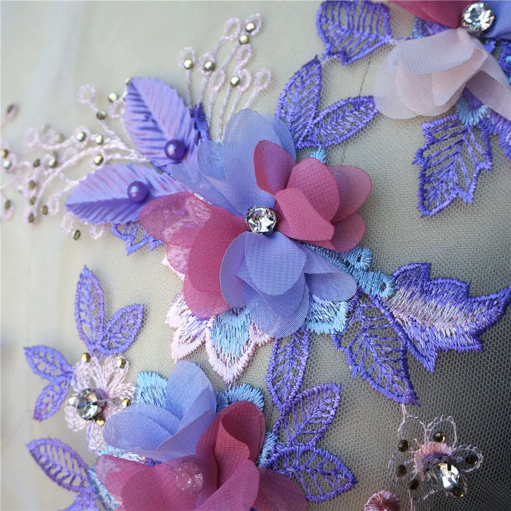 2 pezzi viola 3D fiore pizzo tessuto perline strass ricamato abito Appliques maglia cucire patch per la decorazione di cerimonia nuziale vestito fai