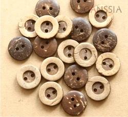 50 sztuk/partia rozmiar: 13mm-18mm okrągłe guziki kokosowe 2 otwory drewniane guziki do szycia Scrapbooking (SS-111)