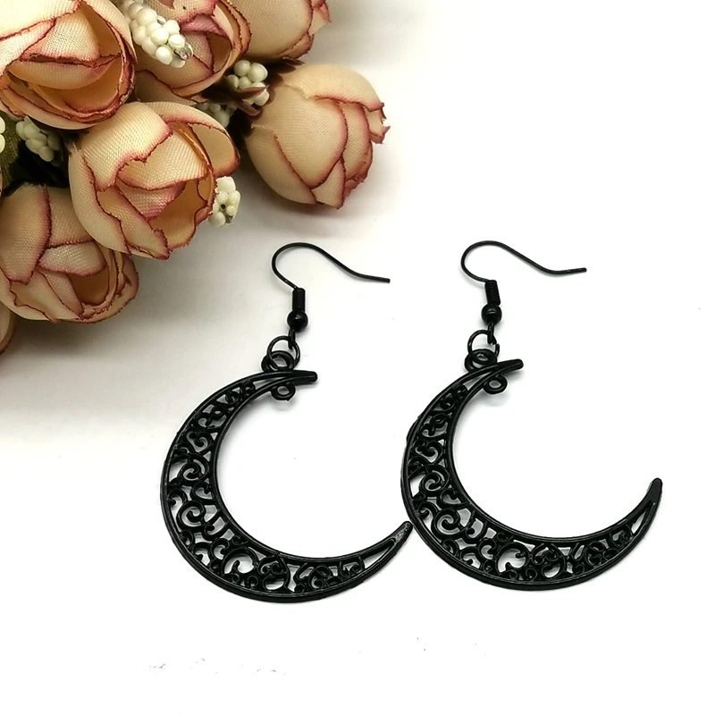 

Purple,Black Moon Earrings Fashion Gothic Witch Jewelry Ladies Gifts Exquisite Beautiful Crescent Moon Wholesale Statement