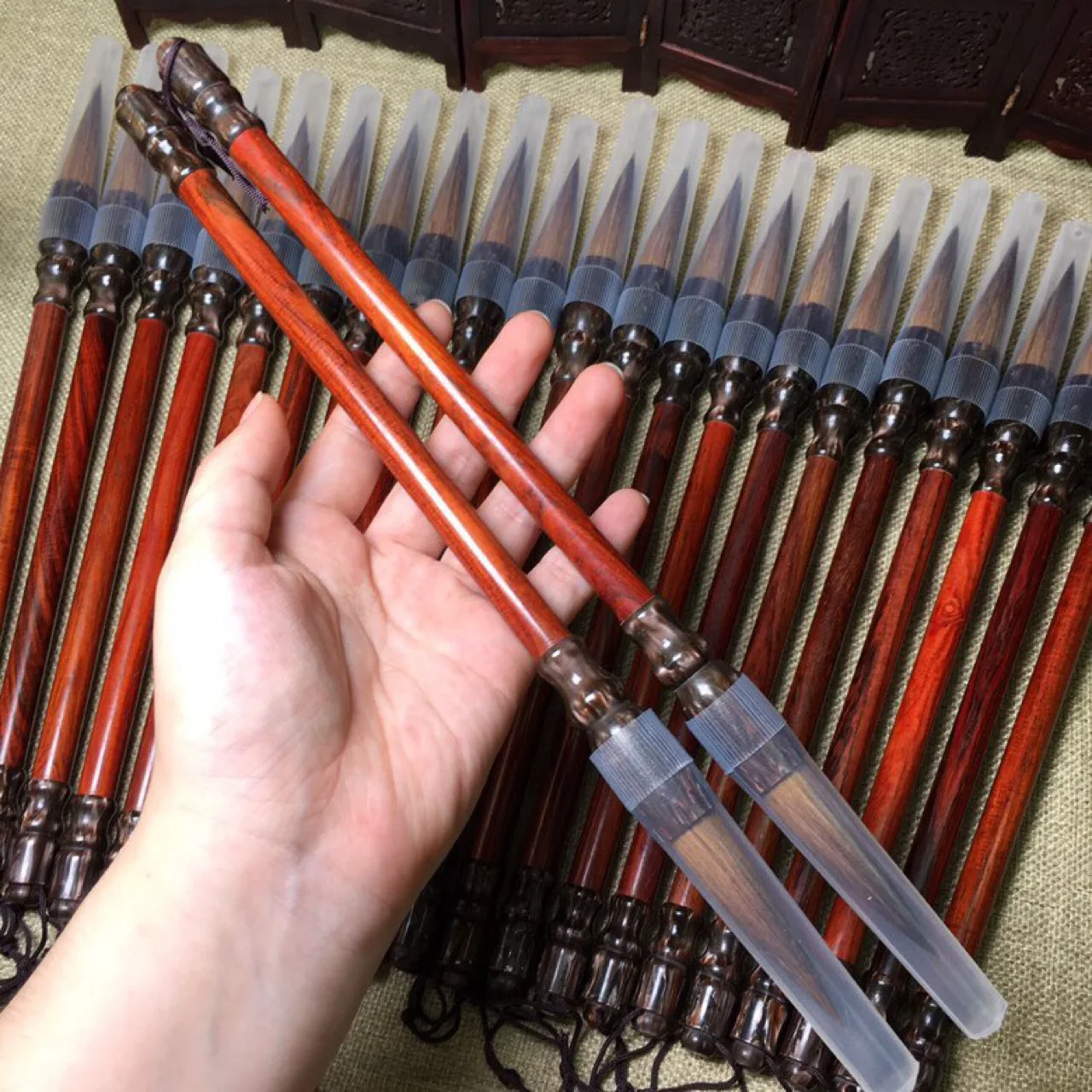 Pennello nanmu bordato in oro calligrafia forniture sala quattro tesori ramo acido insegnanti e studenti pennello da allenamento regali aziendali