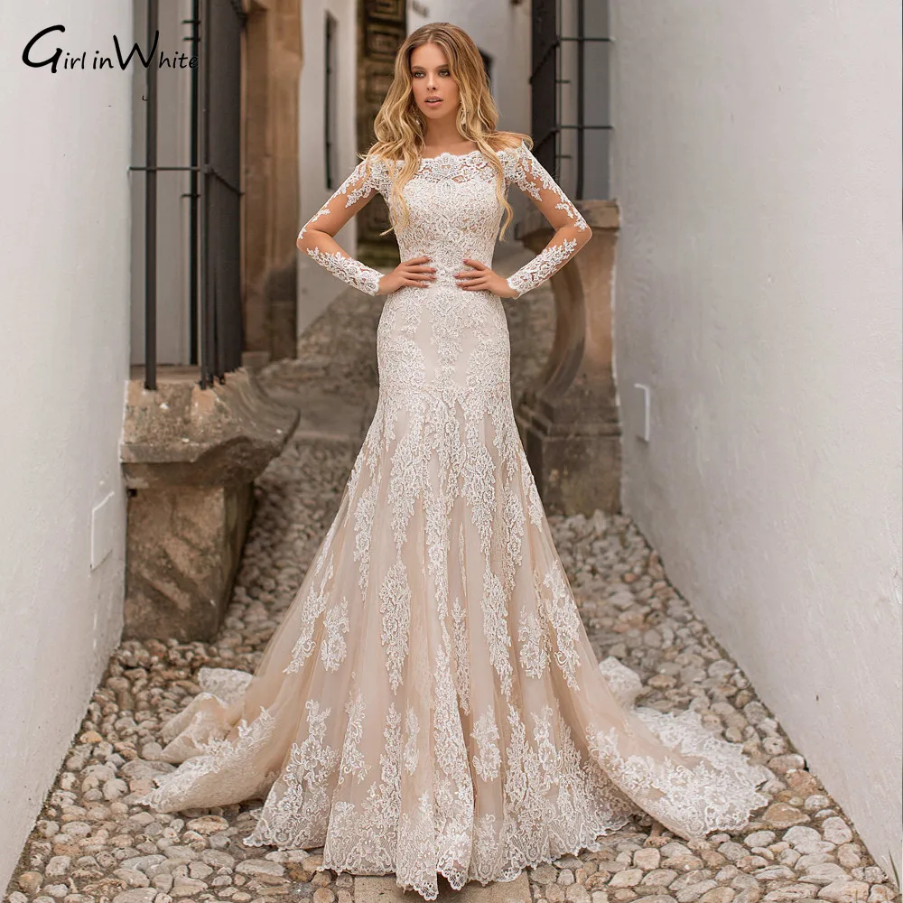 Abiti da sposa romantici a sirena in pizzo a maniche lunghe con scollo a barchetta, applicazioni personalizzate, abito da sposa a tromba con bottoni staccabili