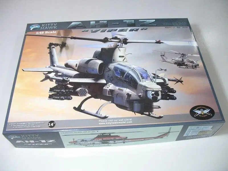 

KITTY HAWK 1/48 AH-1Z VIPER Helicopter #KH80125 Model Kit