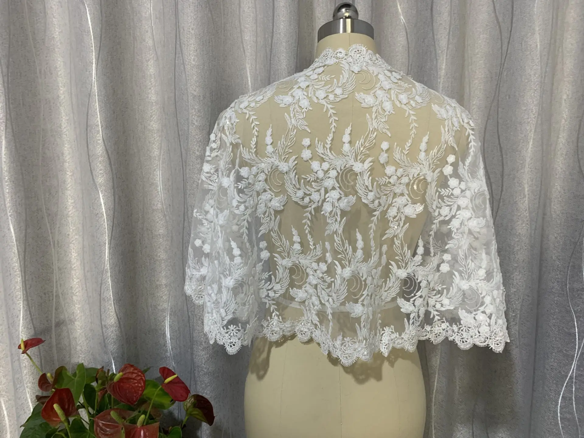 Mantella da sposa con coprispalle Bolero da ballo con scialle in pizzo floreale da donna