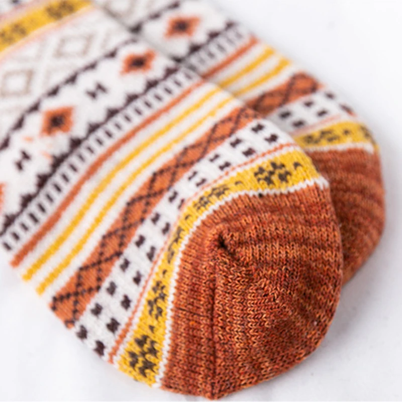 5Pairs/Lot New Winter Thick Warm Wool Women Socks Colorful Socks Fashion Casual Euramerican National Wind-Flowers Cotton Sock