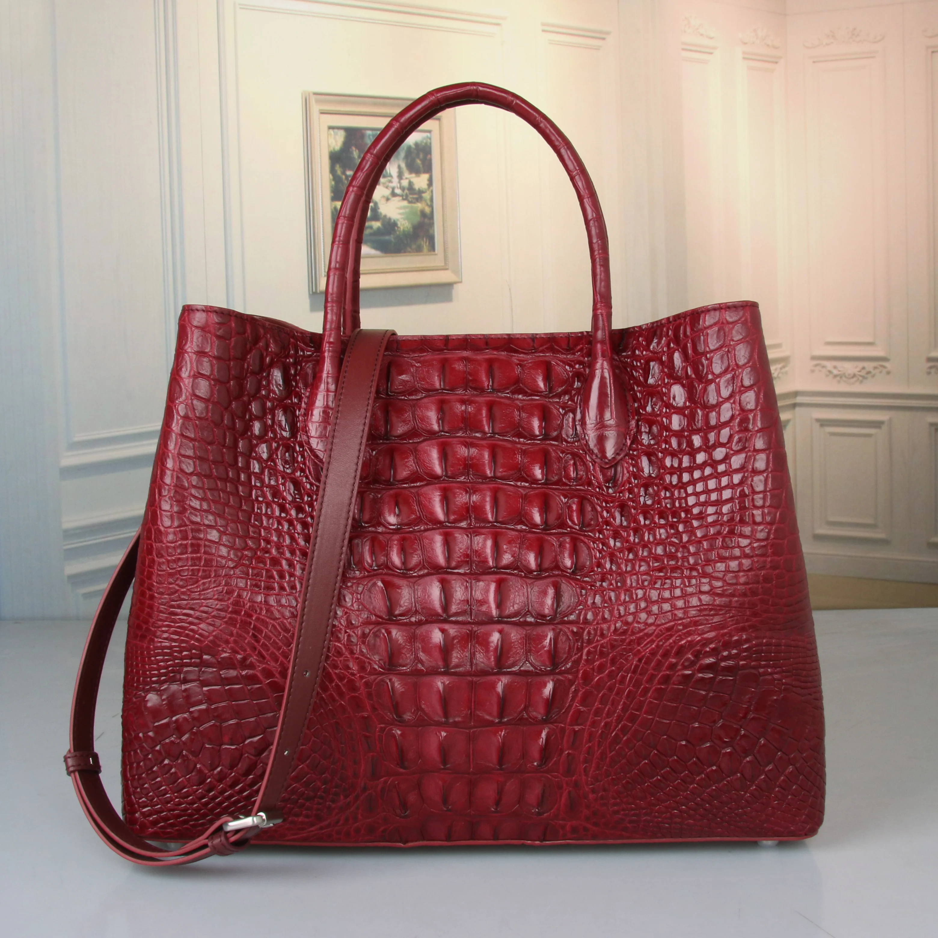 

2019 latest 100% real genuine crocodile skin women tote handbag with cow skin lining burgandy black color free shipping