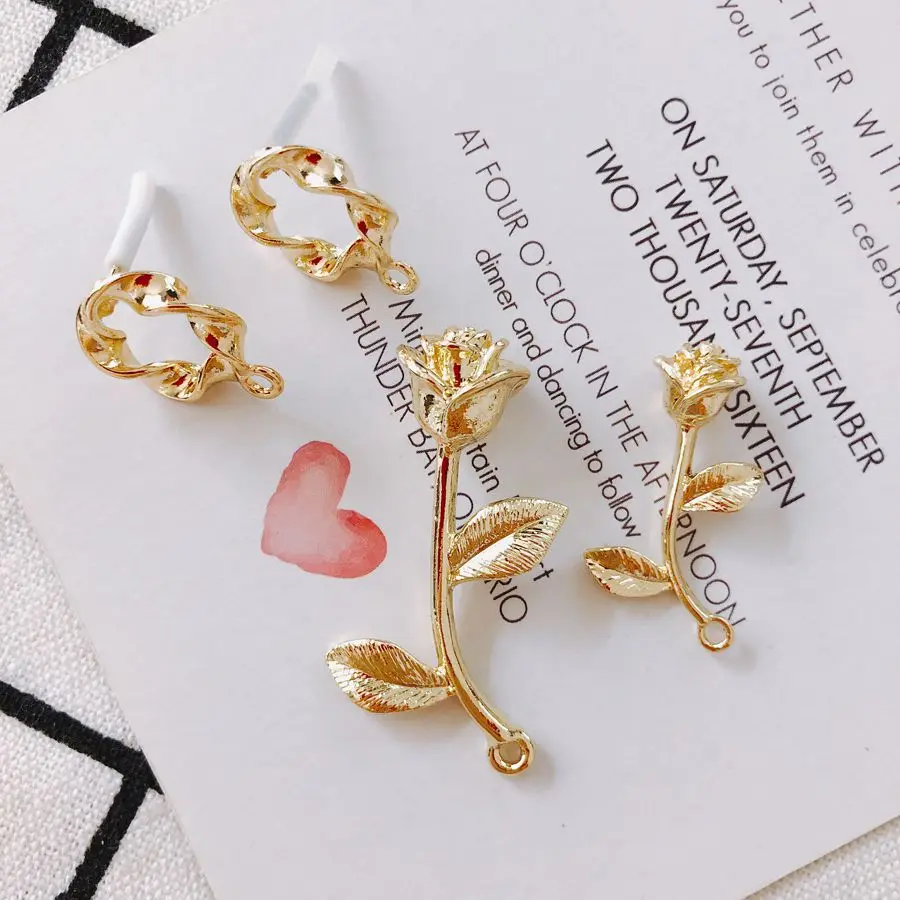 4 pieces / lot Personalized wild three-dimensional rose earring brooch round earring pendant accessory