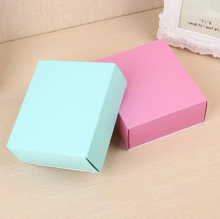 

Candy Color 4 Grid Macaron Box Pastry Box for Biscuits Cookie Mooncake Packaging Paper Gift Boxes Wholesale