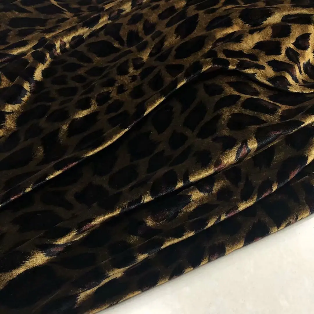 Free Classic Leopard Print 100% Silk qiao rong Fabric Flowers Really Velvet Fabrics Silk Dress Cheongsam Velvet Fabric Velour