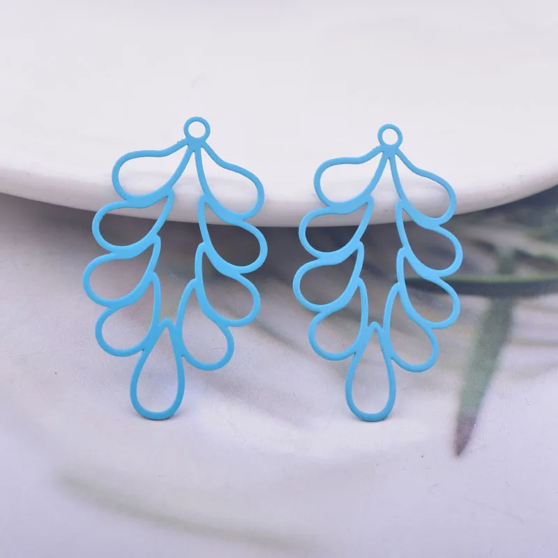 50 Stück AC10716 32*18 mm lackierter Messing-Blumenanhänger DIY Schmuck Ohrring-Zubehör – Detail 6