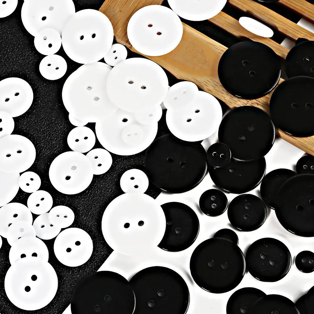High Quality White/Black Color 2-Holes resin Plastic Buttons 9,10,11,15,18,20,23,25mm Apparel Supplies Sewing Accessories