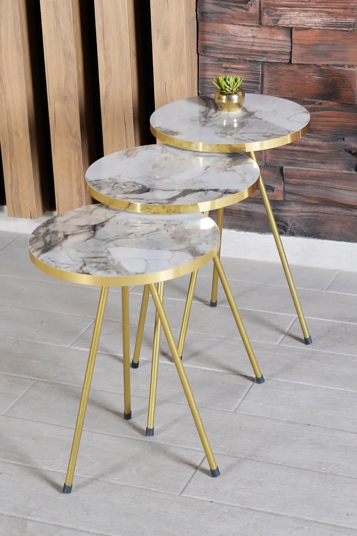 Zigon Coffee Table And Coffee Table in the Middle Ellipse Gold Metal Toe Gold Ephesus Set