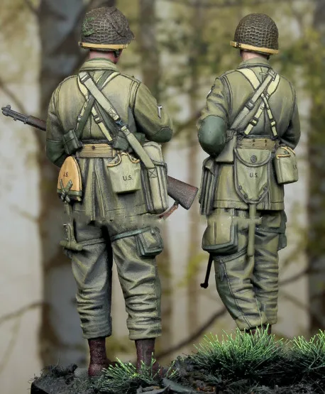 1/35 Resin Model Figure GK ,2 Figure , Unassembled and unpainted kit