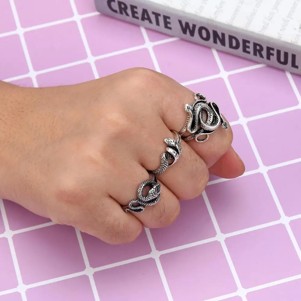 Gothic Retro Snake Ring for Men Women Exaggerated Antique Siver Color Opening Adjustable Rings Rock Exaggerated Jewelry