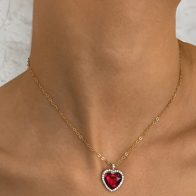 New Trend Elegant Jewelry Red Crystal Heart Pendant Necklace Golden Color Unquie Women Fashion Valentine's Gift Wholesale X0109