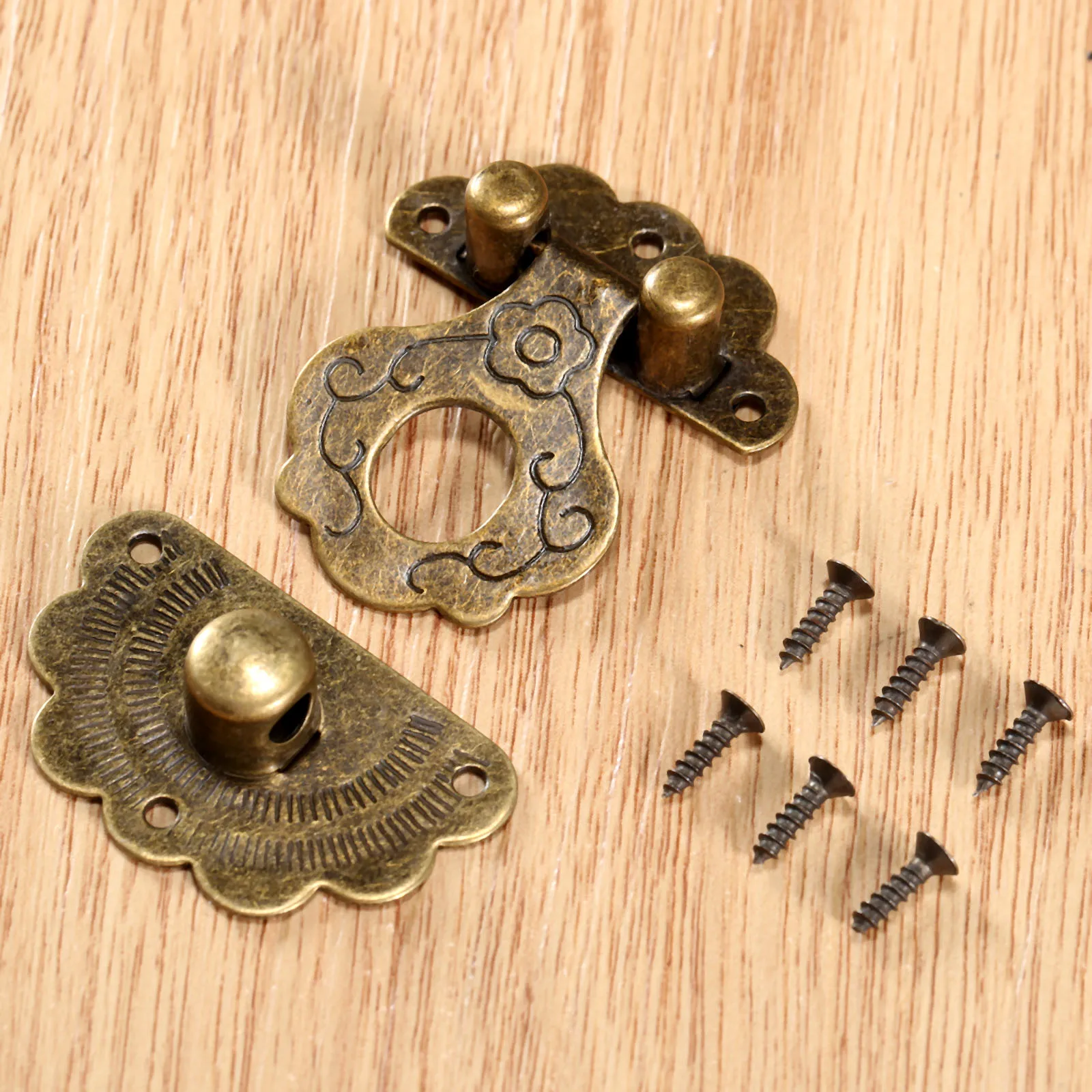 1Pc 40x36mm Metal Hasps Latch Antique Lock Wooden Jewelry Box Decorative Padlock With Screw Vintage Furniture Hardware