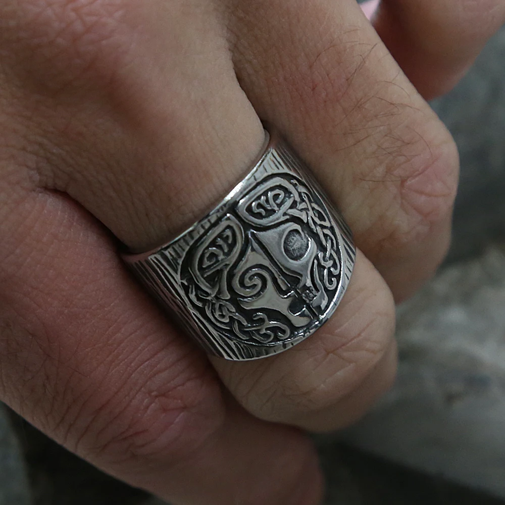 

Vintage Nordic Mythical Goddess Hel Ring Men's Viking Hera Runes Stainless Steel Celtic Amulet Ring Pagan Jewelry