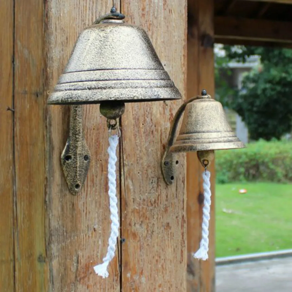 Cast Iron Bell Classic Rustic Metal Wall Mount Door Call Bell Large Farmhouse Style Dinner Bell Wind Chime Hanging