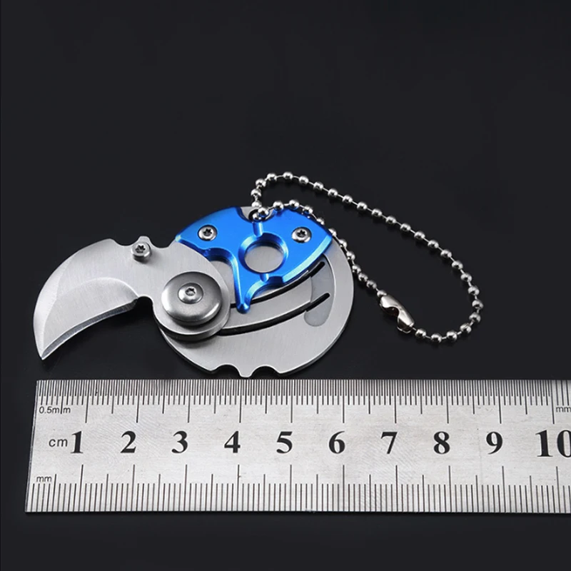 EDC Coin Pocket Keychain Knife Outdoor Camp Hunting Folding Knife Self defense Mini Blade Keychain Survival Multi Tool Tools