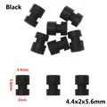 Negro 4.4x2x5.6 mm