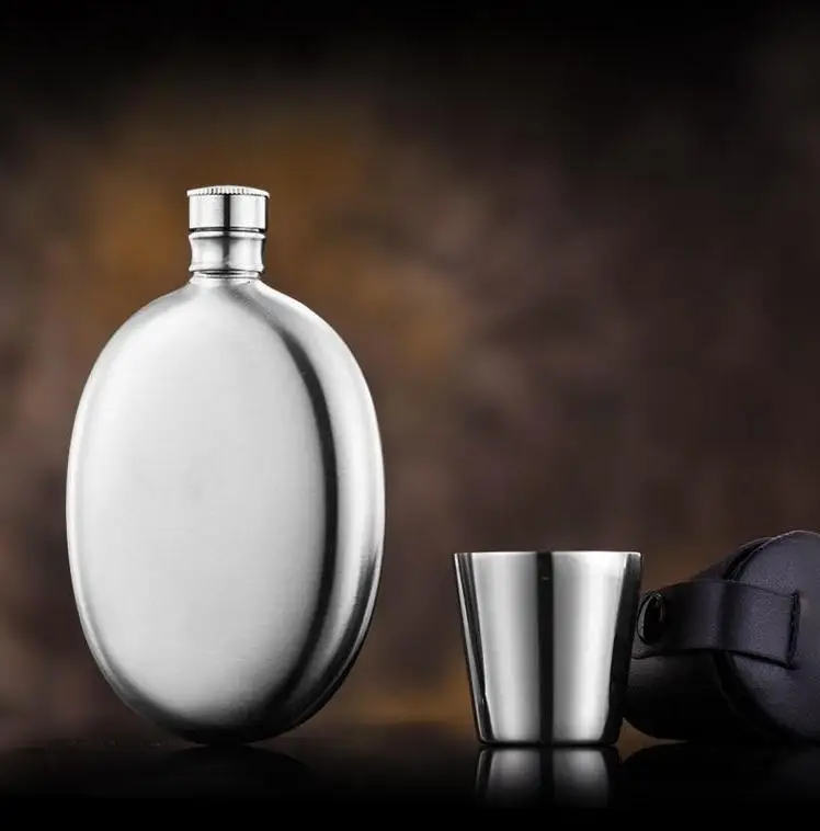 

Portable High Quality 304 Stainless Steel Mango Hip Flask Travel Whiskey Alcohol Bottle Small Bottle For Girl Wholesale