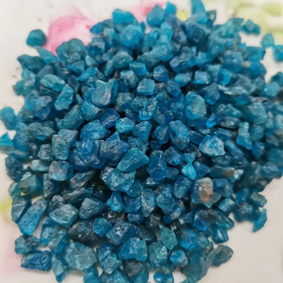 Natural Small Size Blue Apatite Polished Stones Crystal Gravel Natural Gemstone Specimen Decoration Natural Quartz Crystals