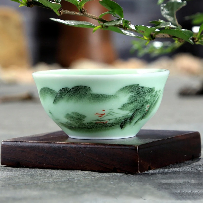 

Chinese Kung Fu Tea Cup Lotus Seed Landscape Pu'er Cups Hand-painted Ceramic Embossed Carp Small Fish Teacups 40ml