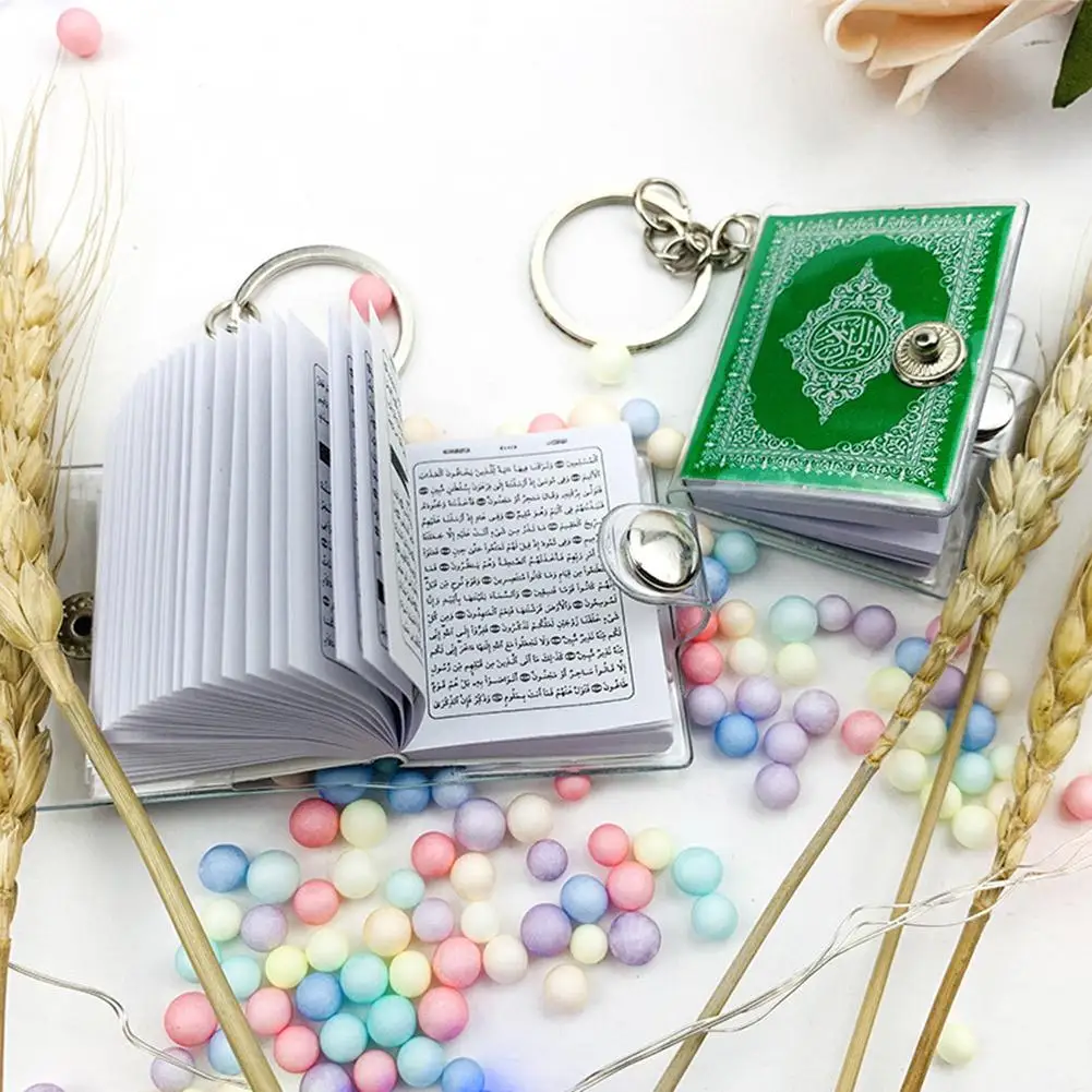 Islam Style Mini Quran Book Vintage Keychain Holder Ring Pendant Decor Gift