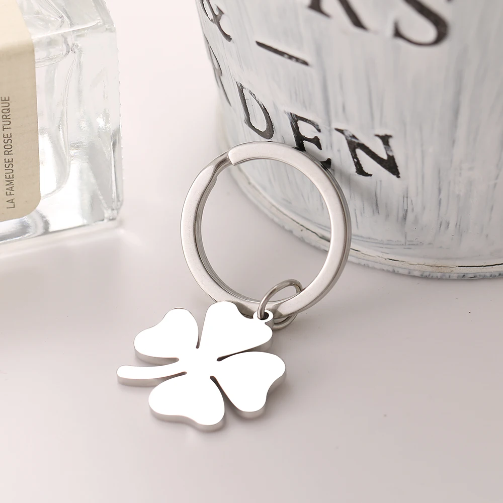 Stainless Steel Keychain Classic Clover Silver Color Fashion keychain for car keys Pendant For Women Man Jewelry Friends Gifts