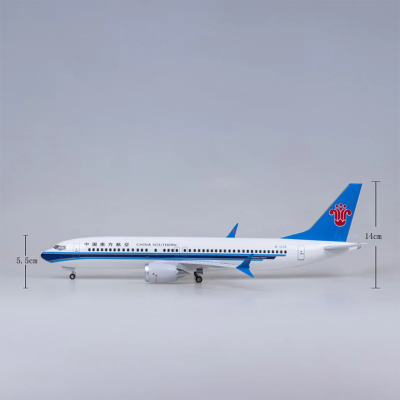 

47CM 1/85 Scale China Southern Airline Airplane 737MAX B737 MAX Aircraft W Light and Wheel Diecast Plastic Resin Plane Model Toy